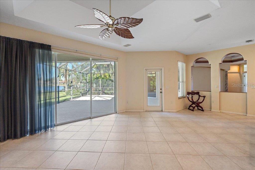 Image 20 of 51 For 4978 Cedar Oak Way