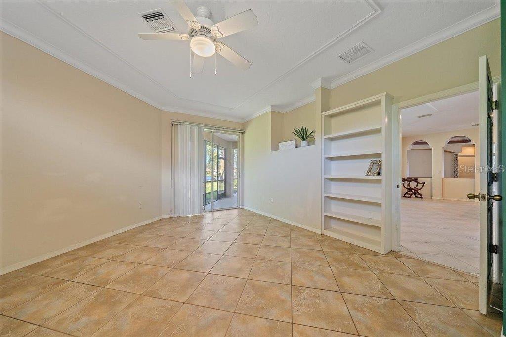 Image 22 of 51 For 4978 Cedar Oak Way