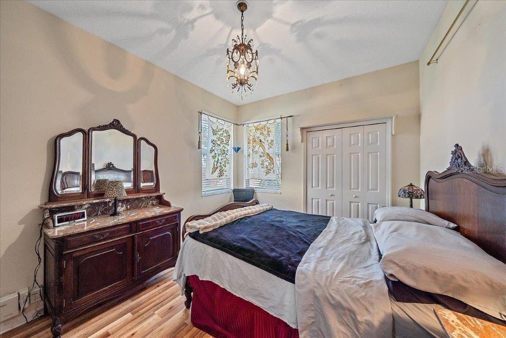 Image 30 of 51 For 4978 Cedar Oak Way