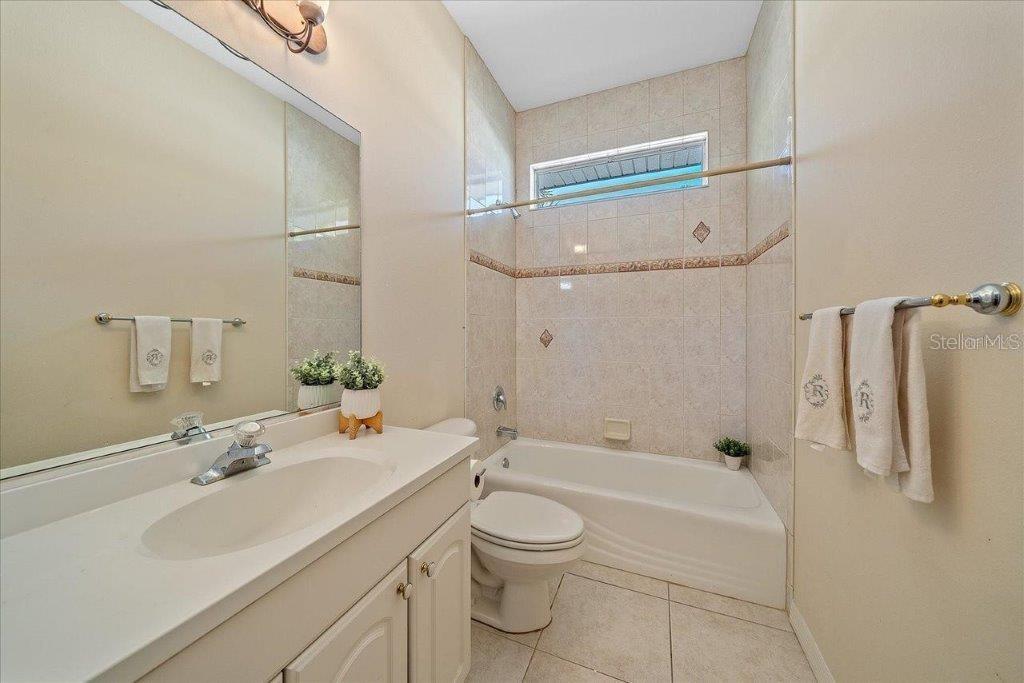 Image 32 of 51 For 4978 Cedar Oak Way