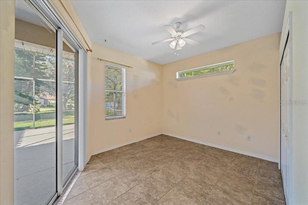 Image 33 of 51 For 4978 Cedar Oak Way