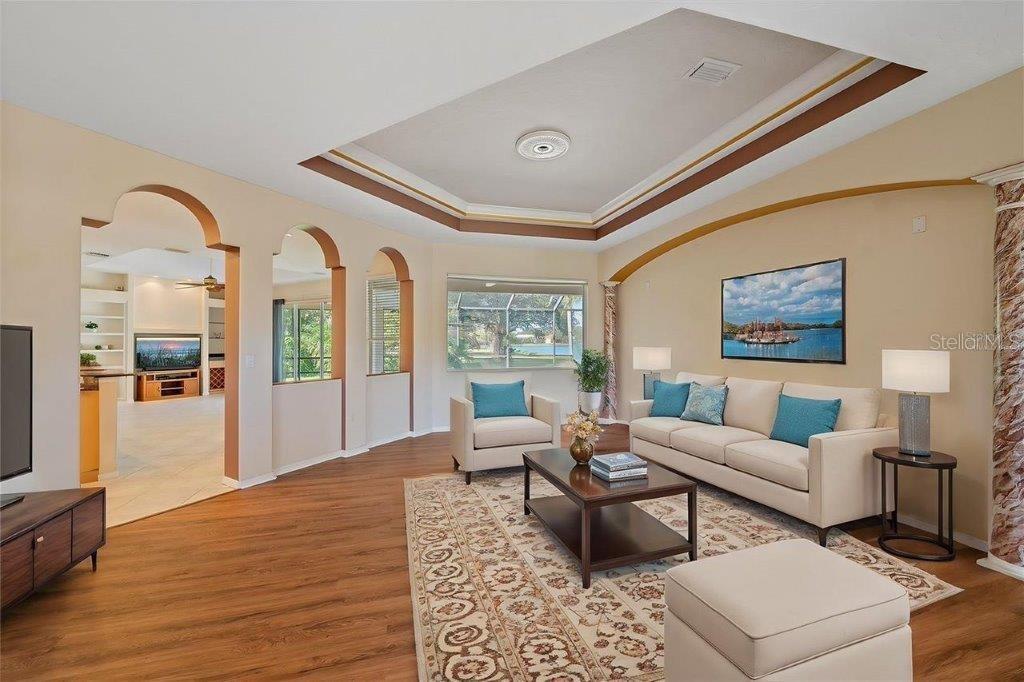 Image 6 of 51 For 4978 Cedar Oak Way