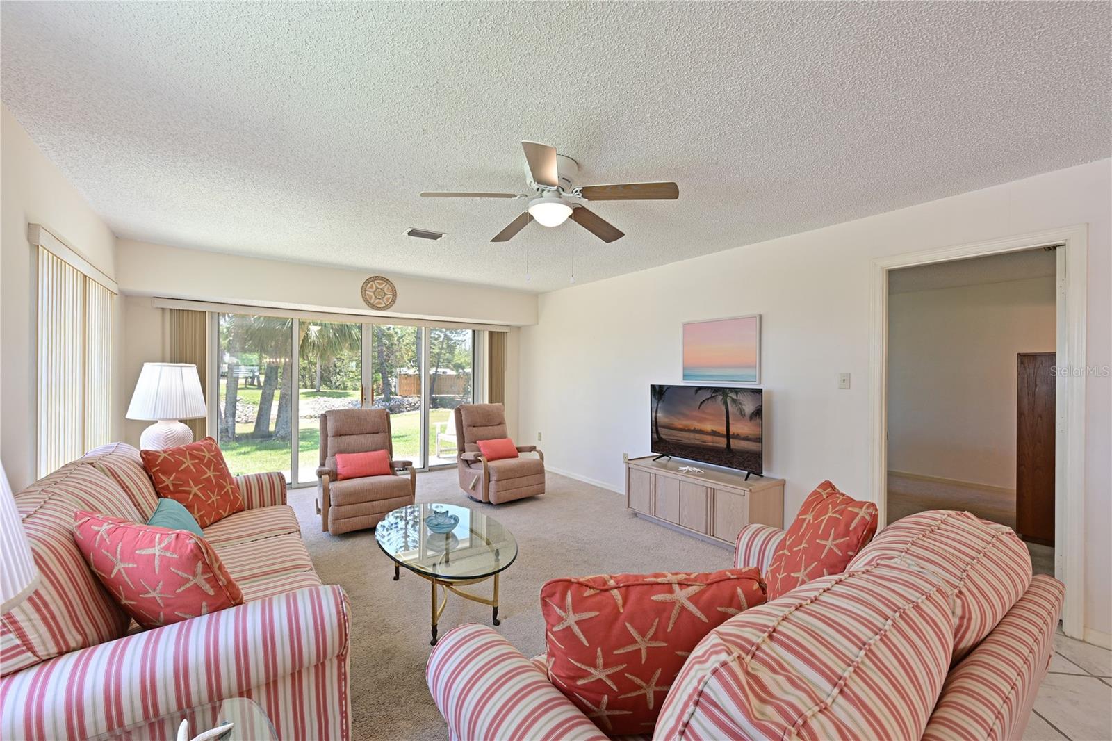 Image 14 of 81 For 4726 Potomac Circle