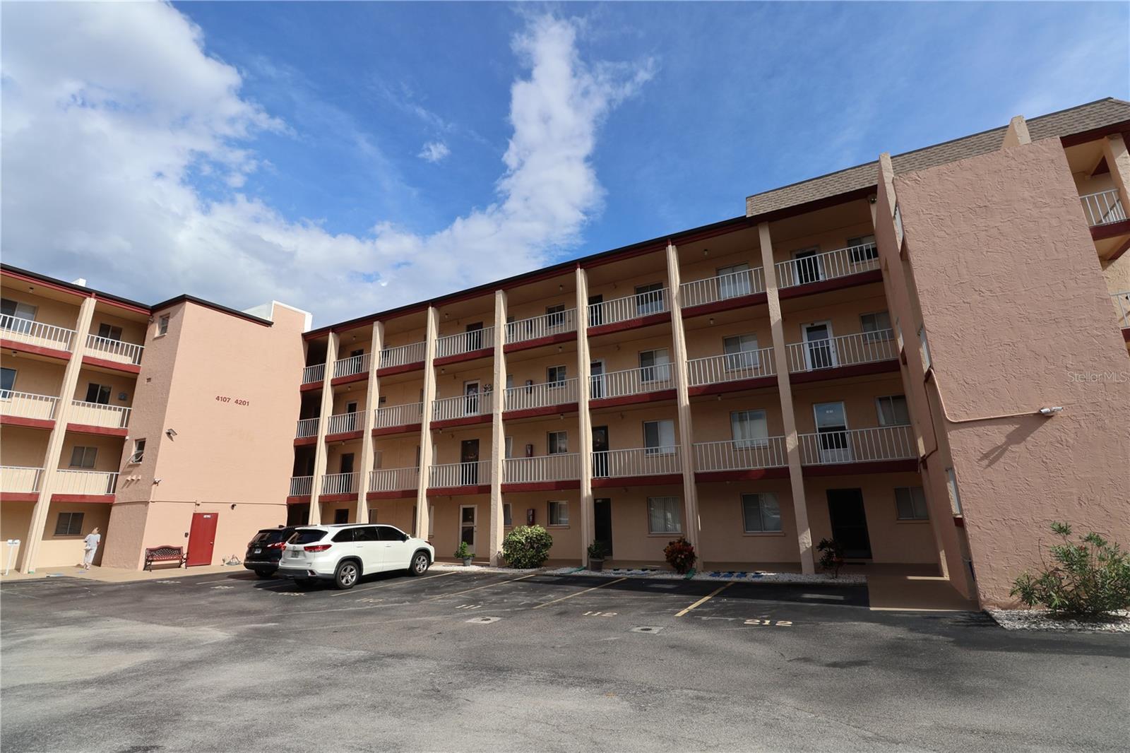 Details for 4199 Heron Way 411, BRADENTON, FL 34205