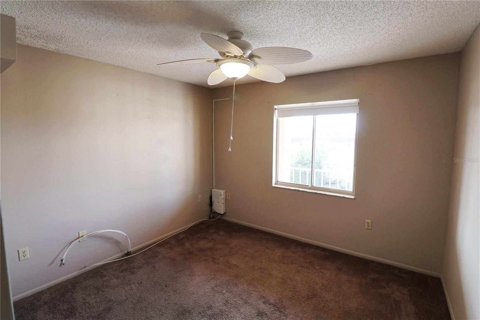 Image 9 of 14 For 4199 Heron Way 411