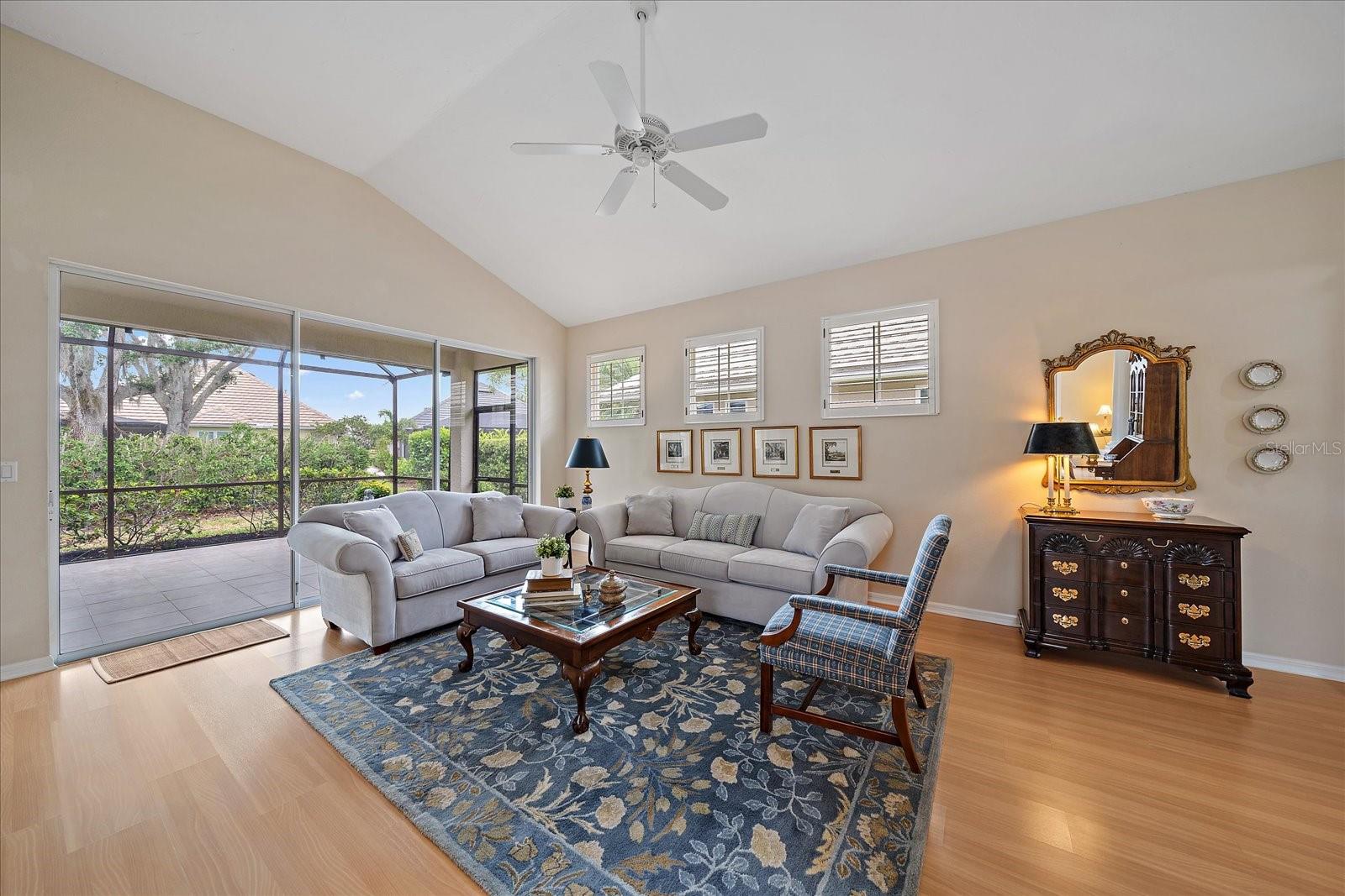 Image 7 of 37 For 7821 Troon Court