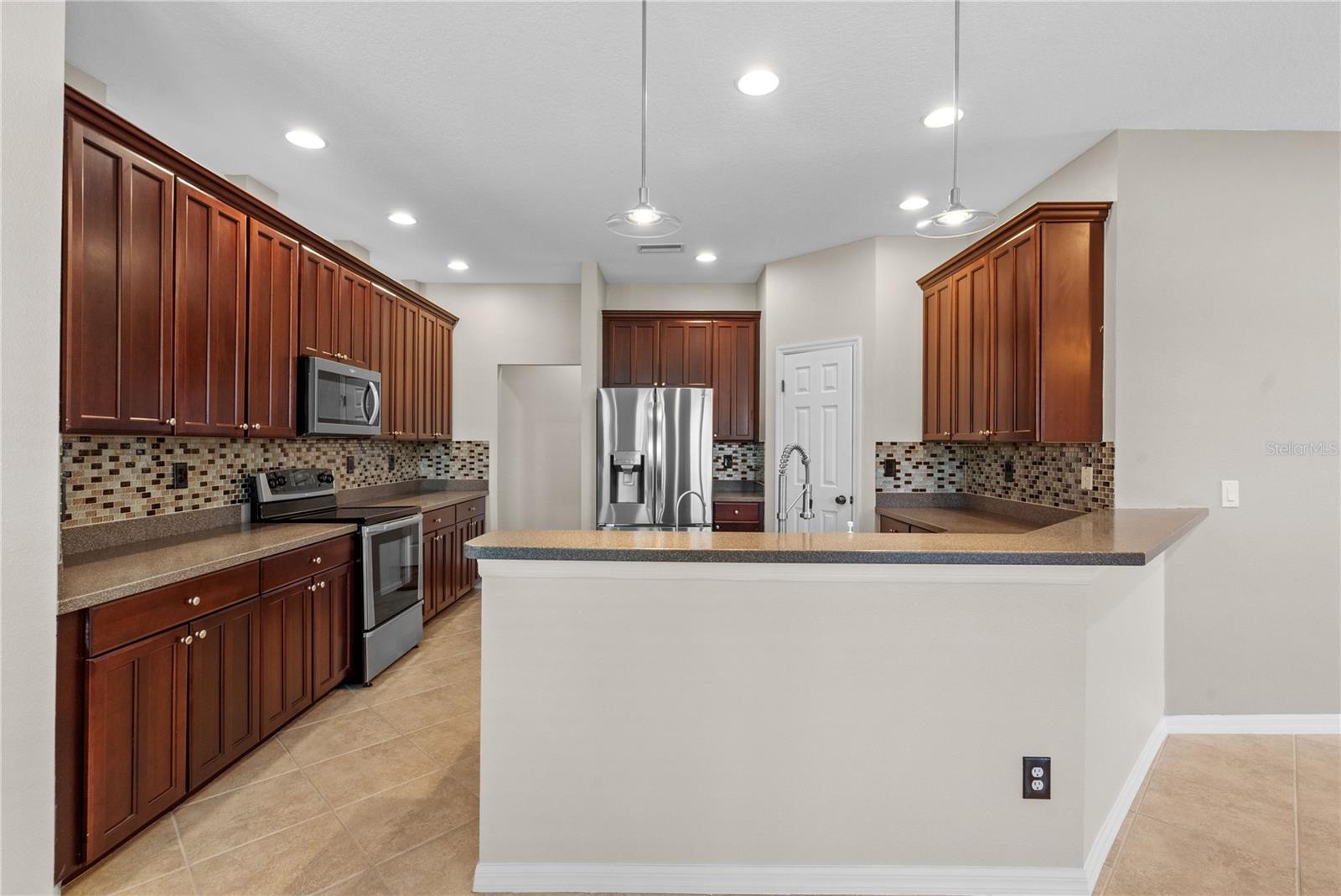 Image 11 of 38 For 7626 Double Pine Drive