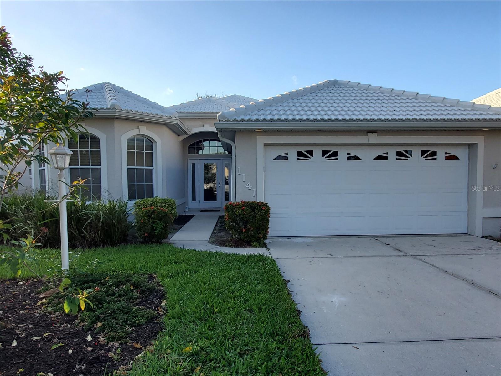 Details for 1141 Southlake Court, VENICE, FL 34285
