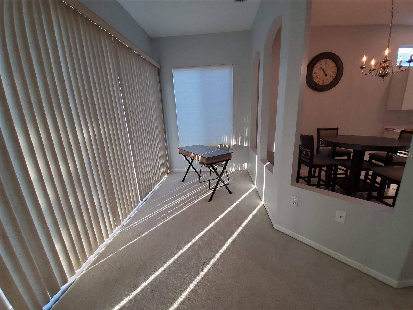 Image 12 of 24 For 1141 Southlake Court
