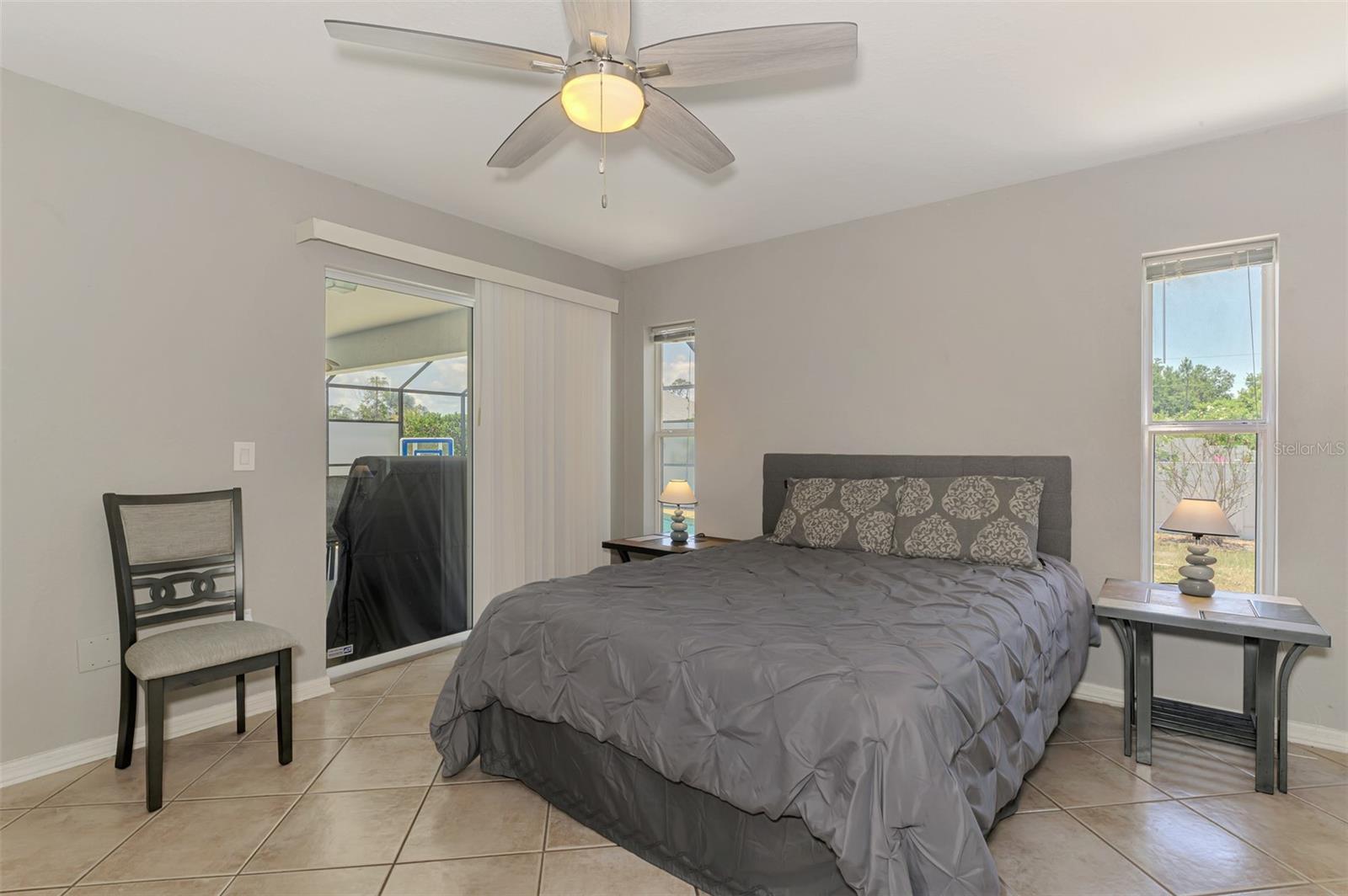 Image 22 of 48 For 2759 Starview Avenue