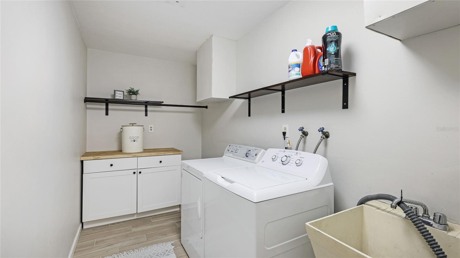 Image 29 of 62 For 5706 10th Avenue Dr W