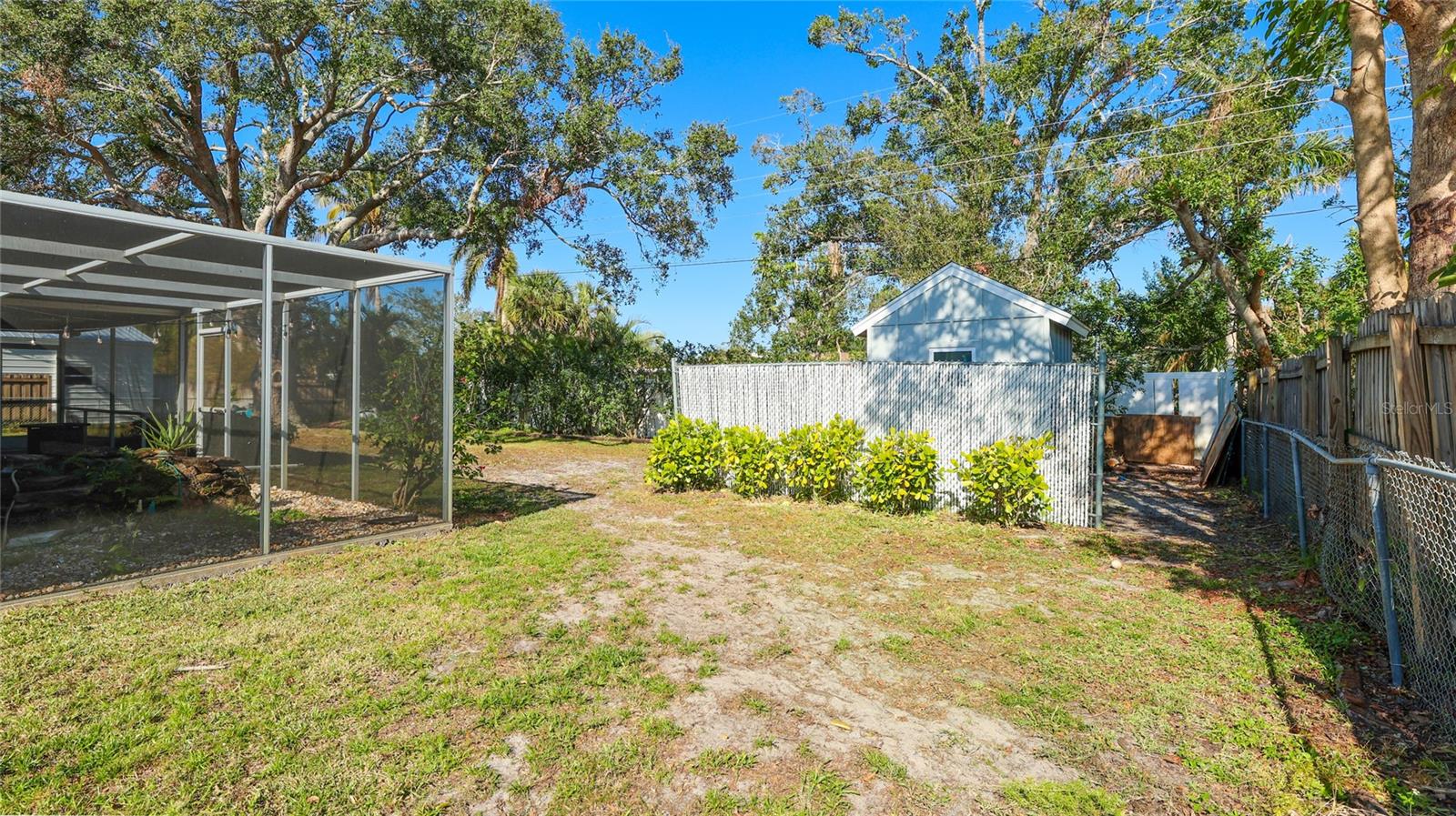 Image 35 of 62 For 5706 10th Avenue Dr W