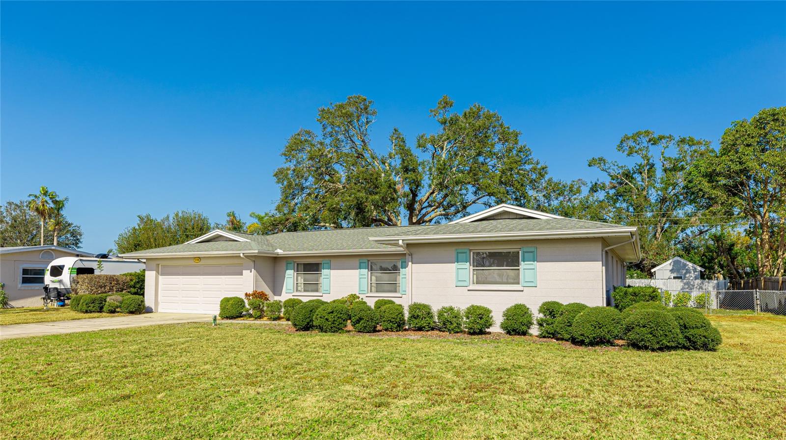 Image 39 of 62 For 5706 10th Avenue Dr W