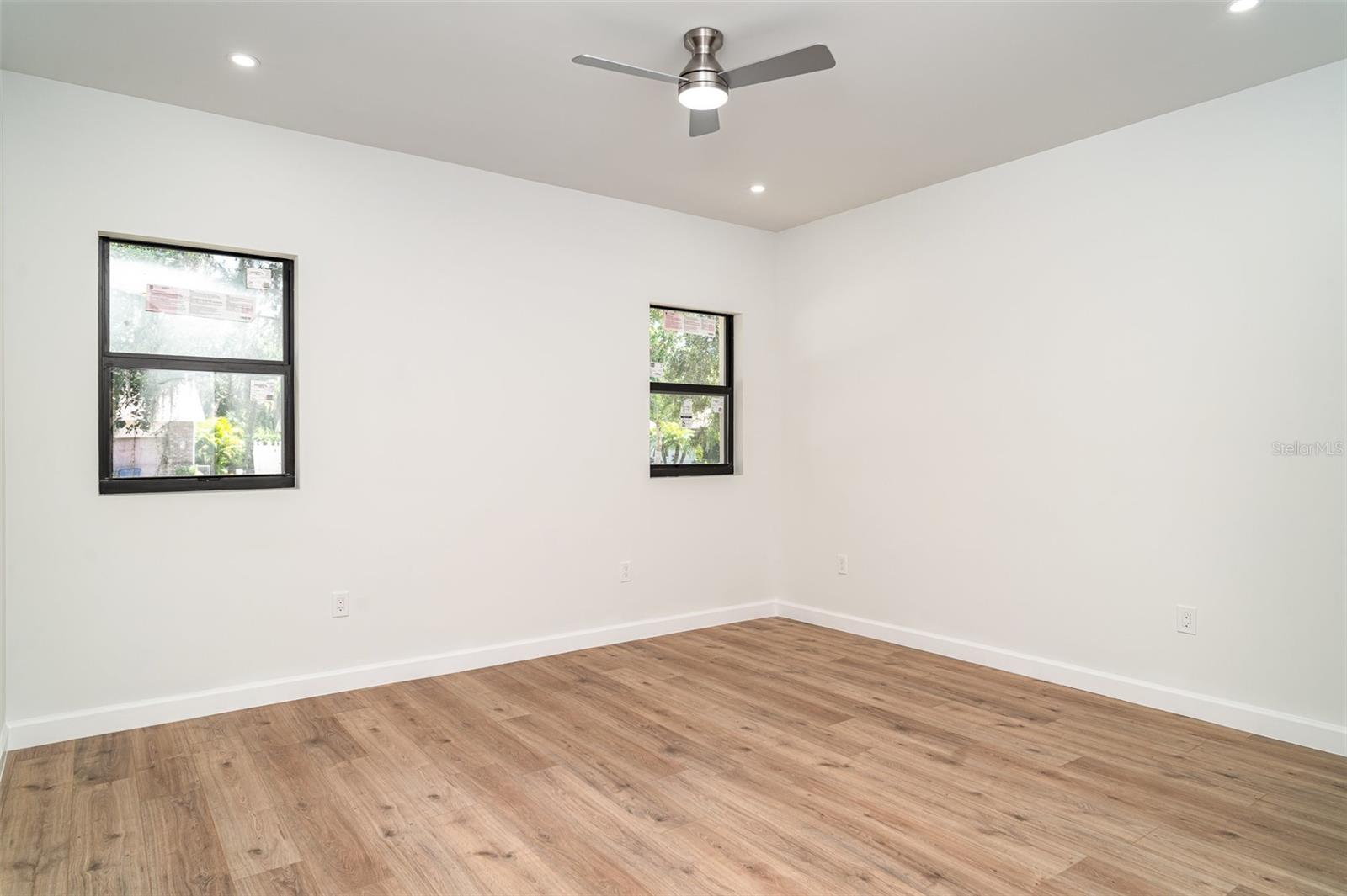 Image 17 of 37 For 2141 Cork Oak Street