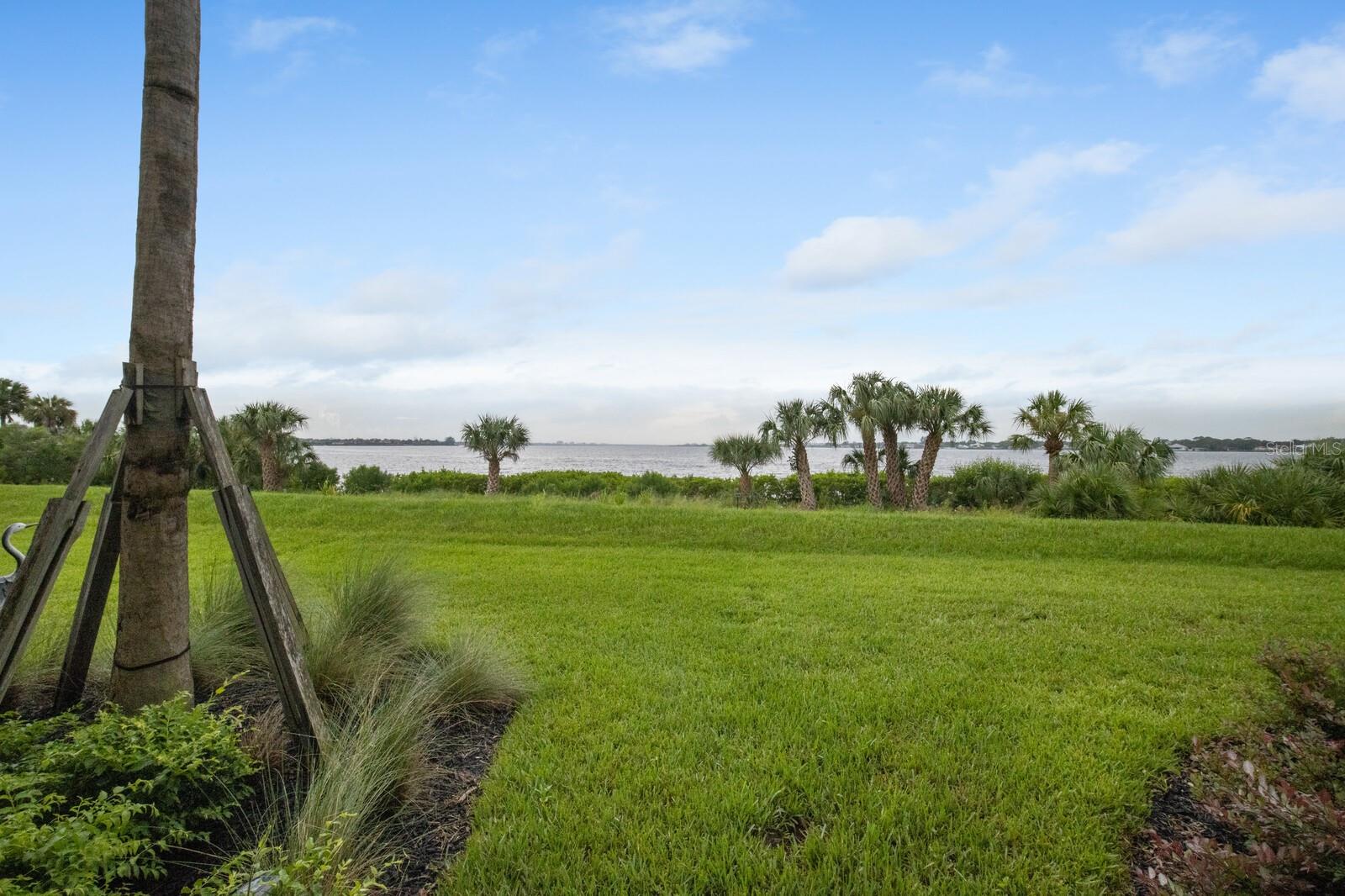 Listing photo id 28 for 910 Tidewater Shores Loop 103