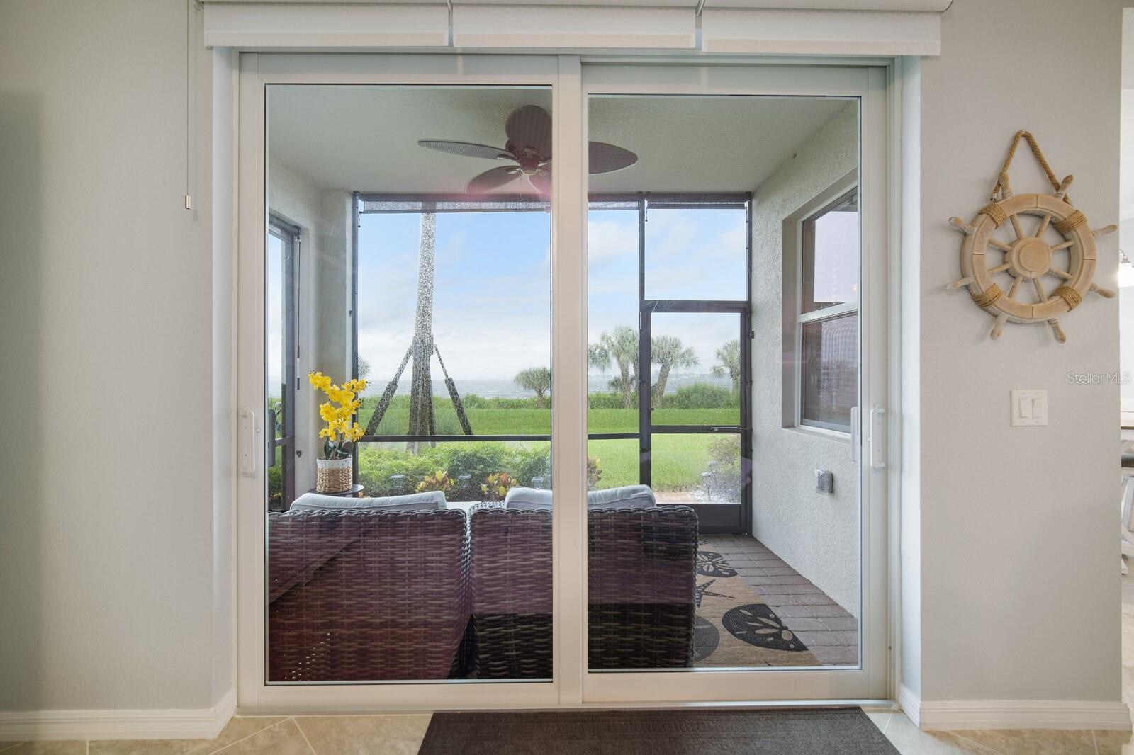 Listing photo id 41 for 910 Tidewater Shores Loop 103