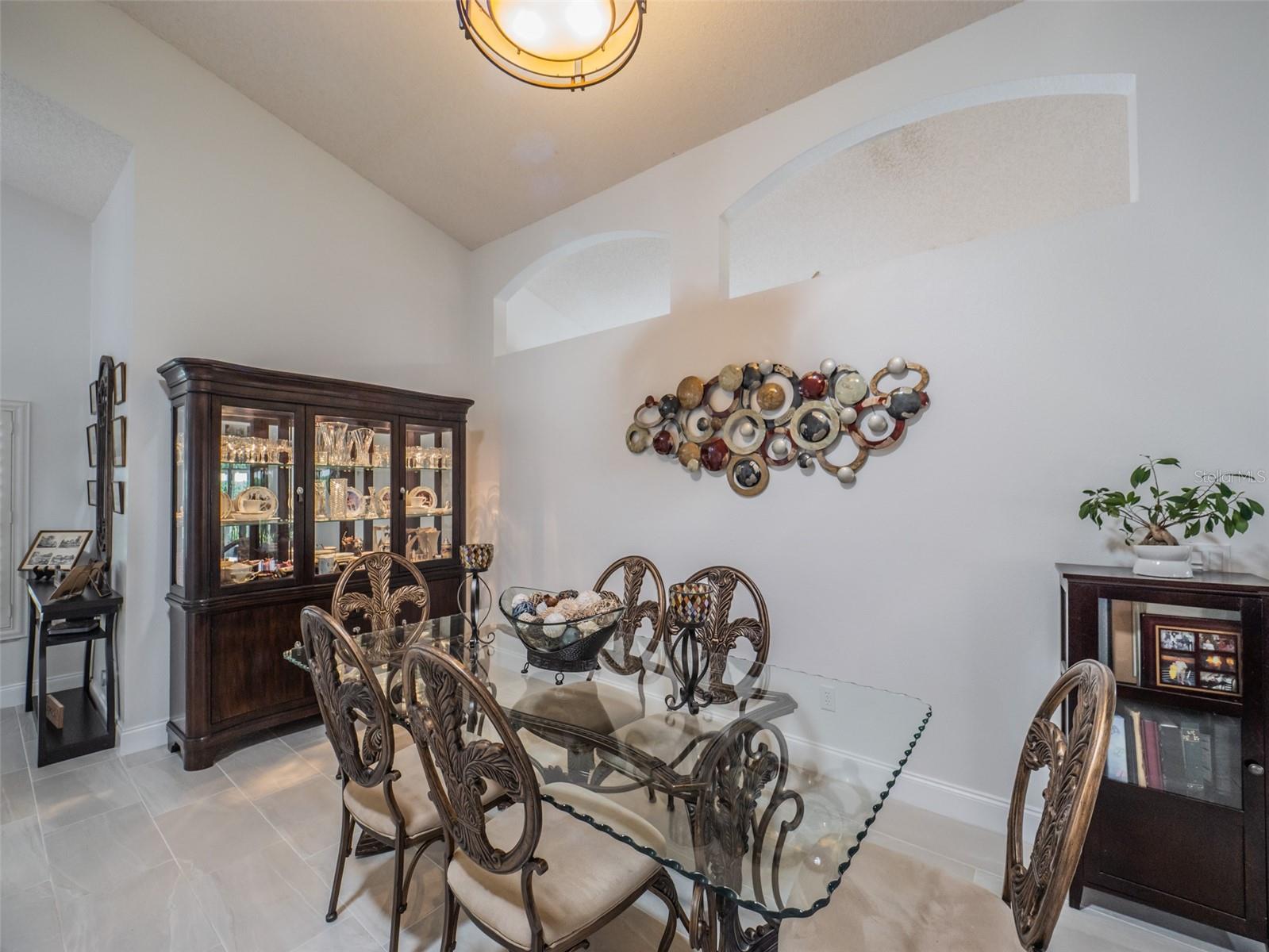 Image 11 of 52 For 3905 Westerham Drive