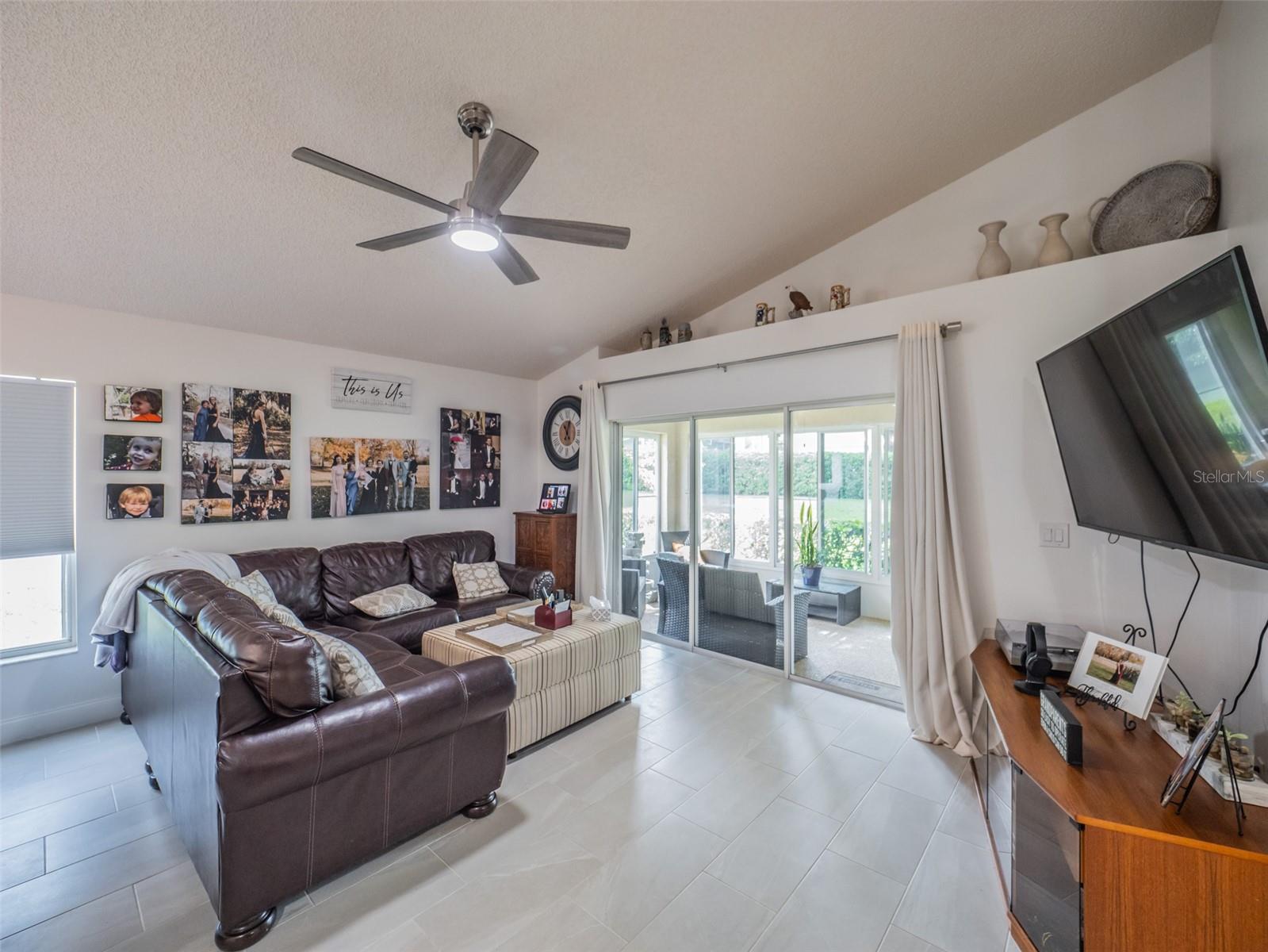 Image 14 of 52 For 3905 Westerham Drive