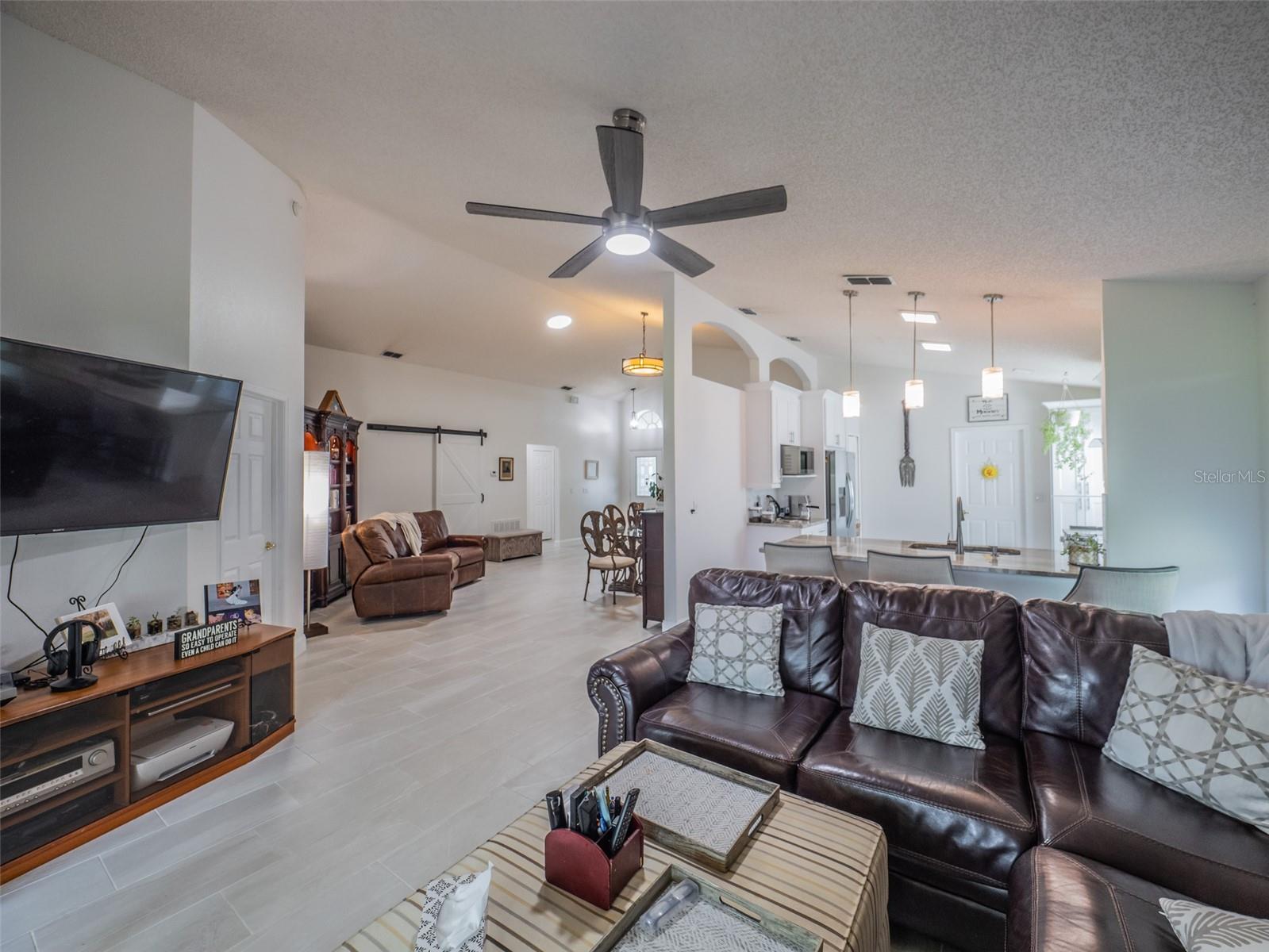 Image 16 of 52 For 3905 Westerham Drive