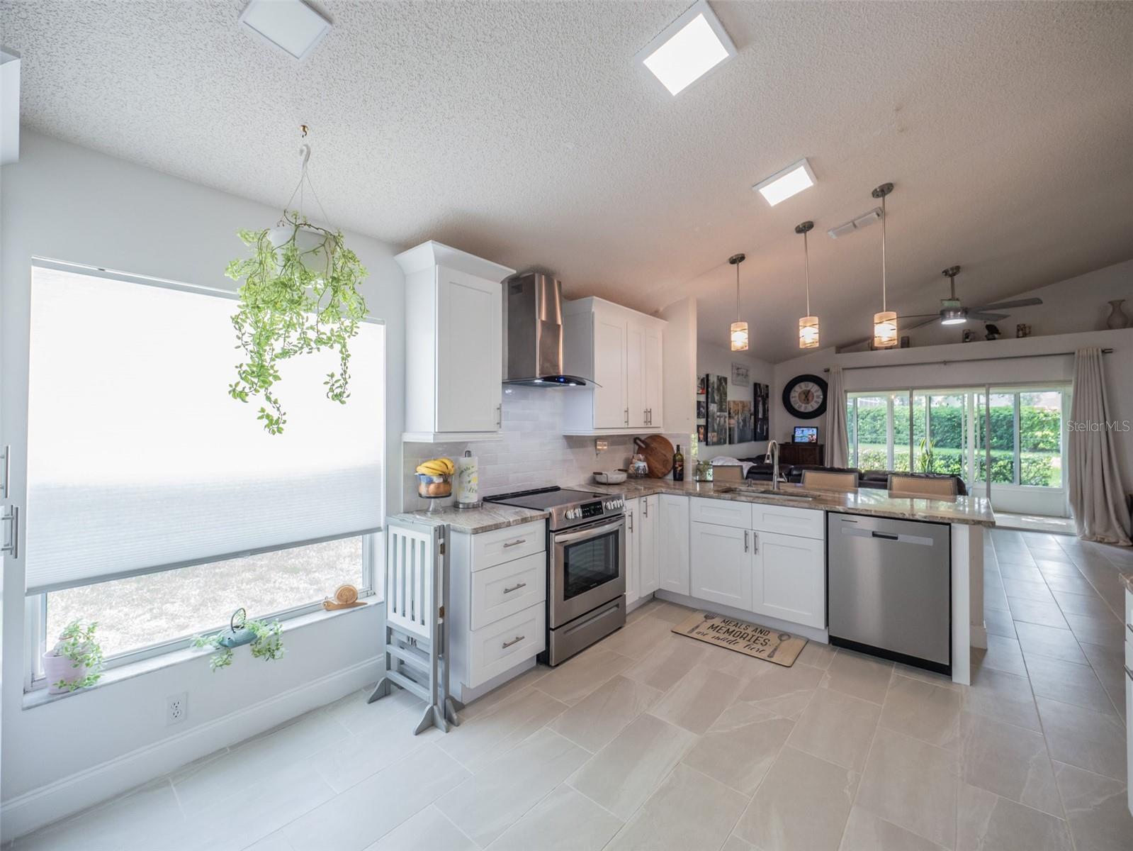 Image 18 of 52 For 3905 Westerham Drive