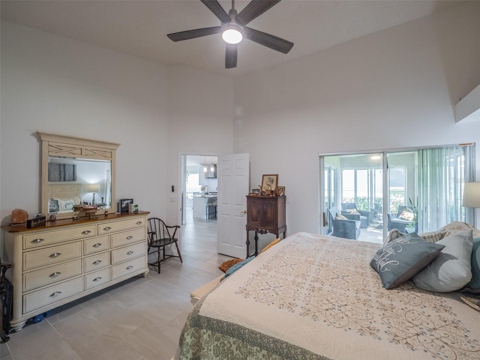 Image 27 of 52 For 3905 Westerham Drive