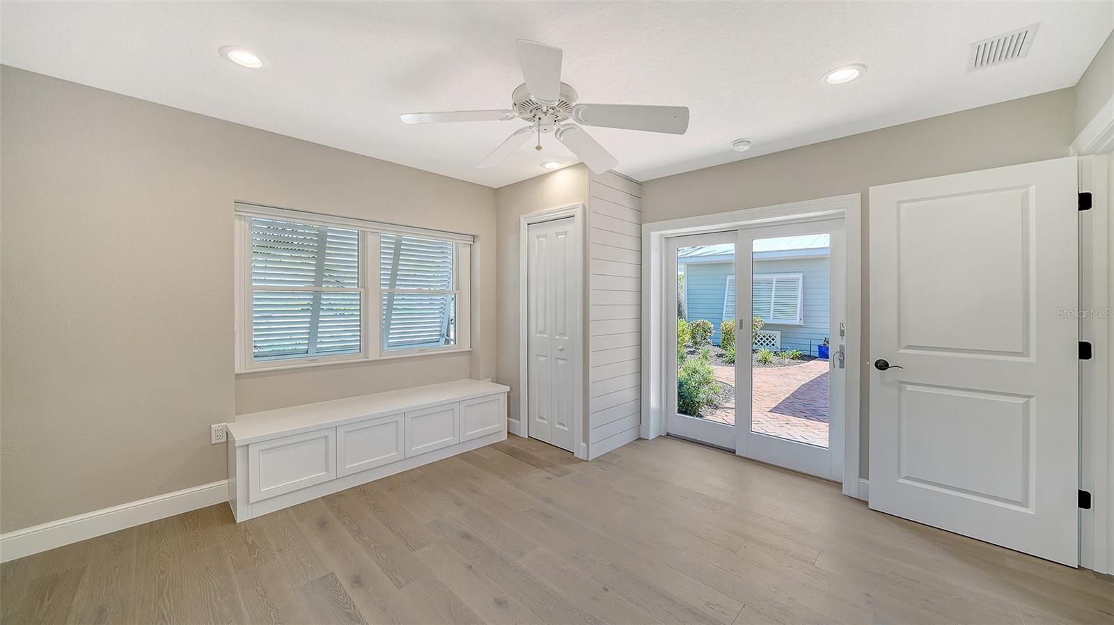 Image 19 of 100 For 878 Freeling Drive
