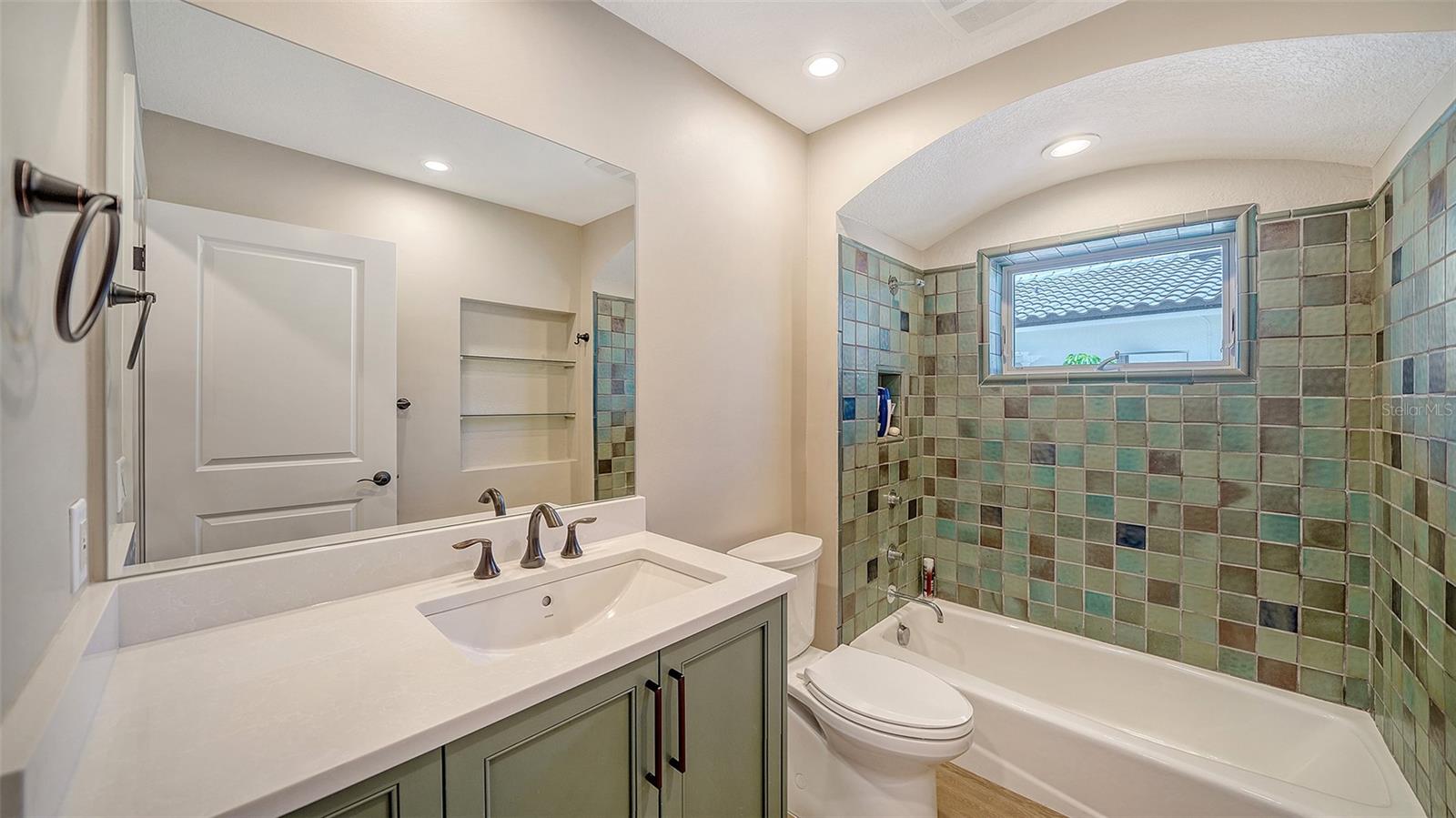 Image 20 of 100 For 878 Freeling Drive