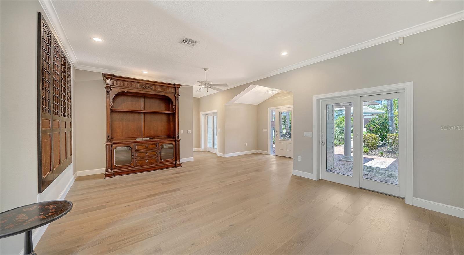Image 8 of 100 For 878 Freeling Drive