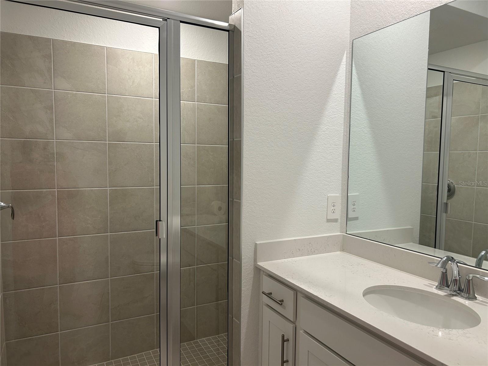 Image 26 of 28 For 17565 Opal Sand Drive 401