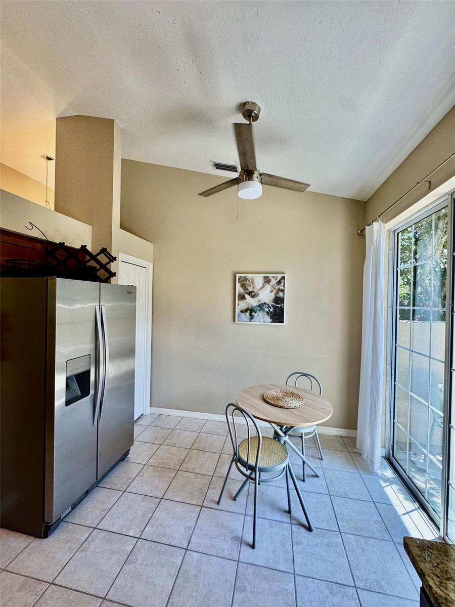 Image 13 of 38 For 7330 Kensington Court
