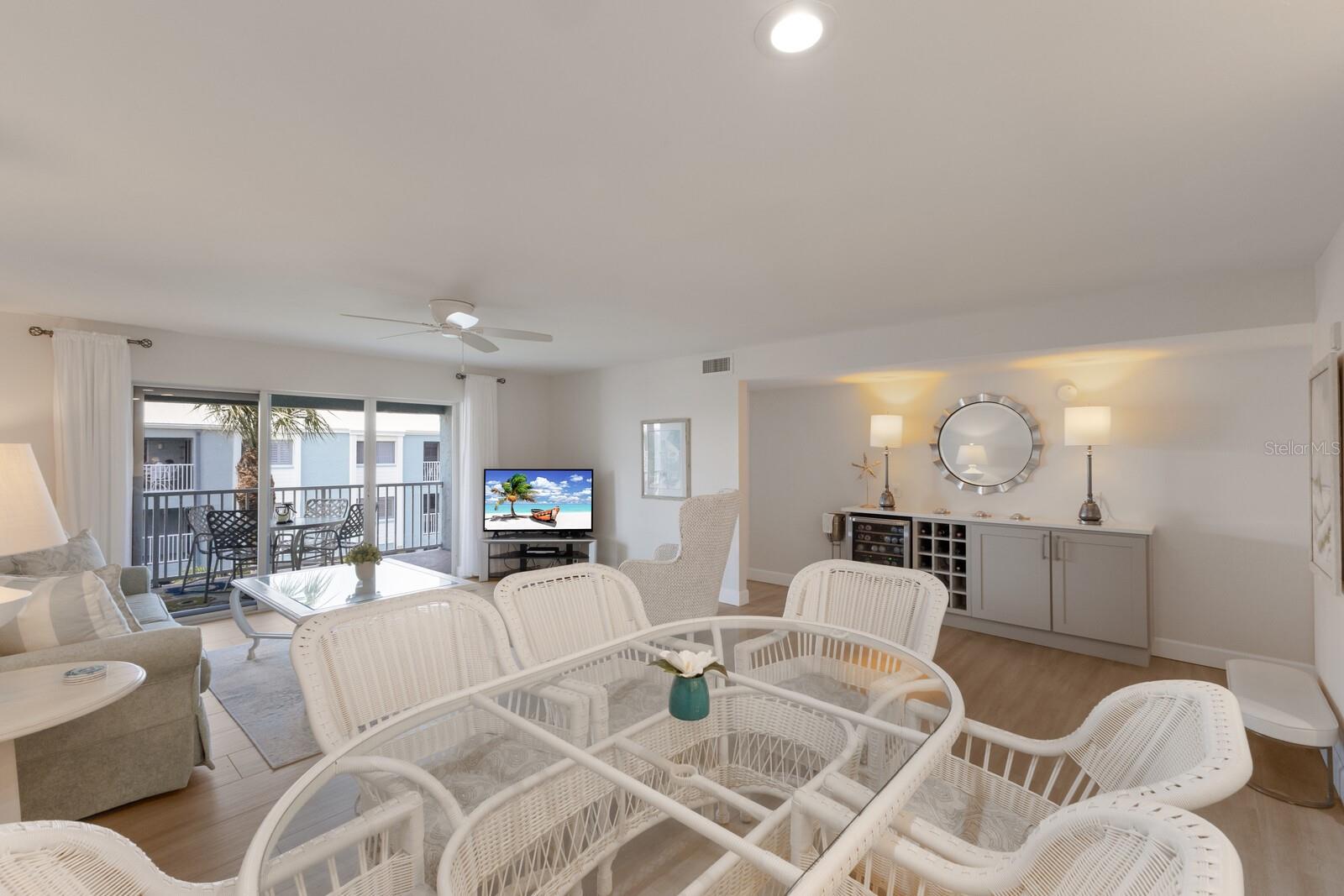 Image 18 of 50 For 7000 Gulf Drive 205