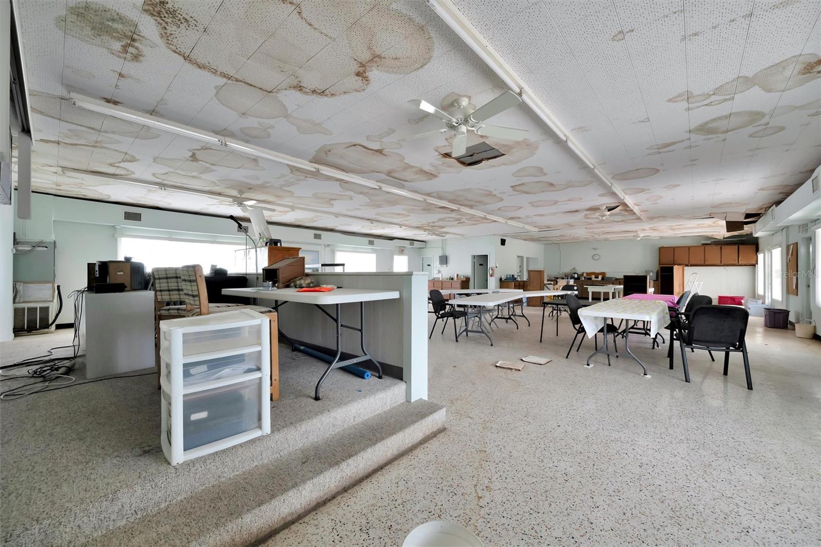 Image 12 of 31 For 1201 50th Avenue Plaza W