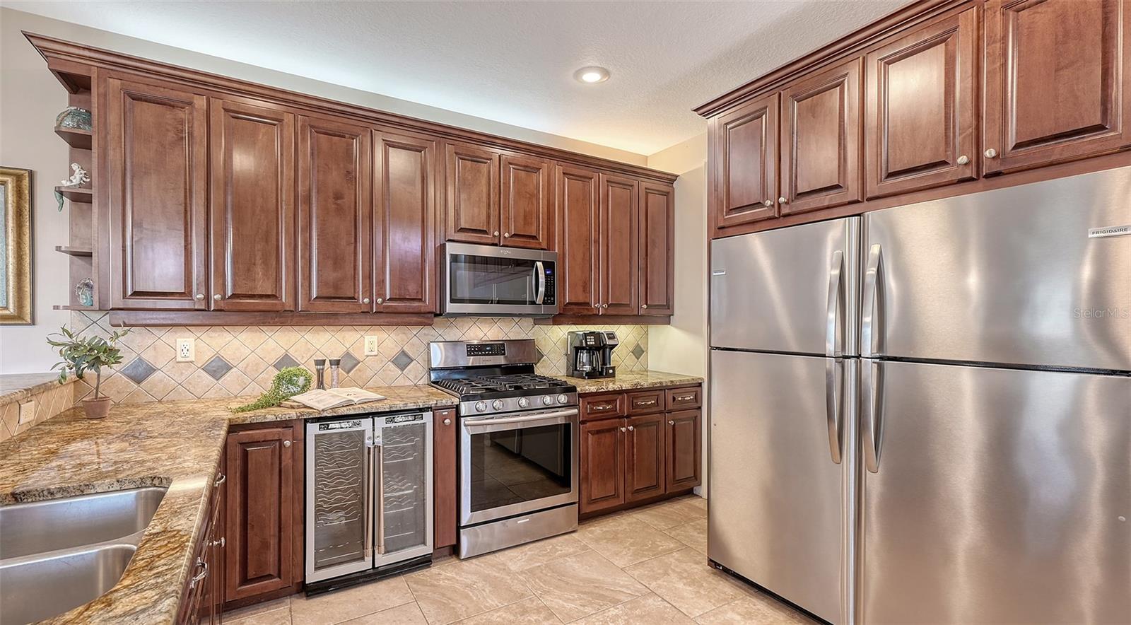 Image 15 of 57 For 220 36th Street