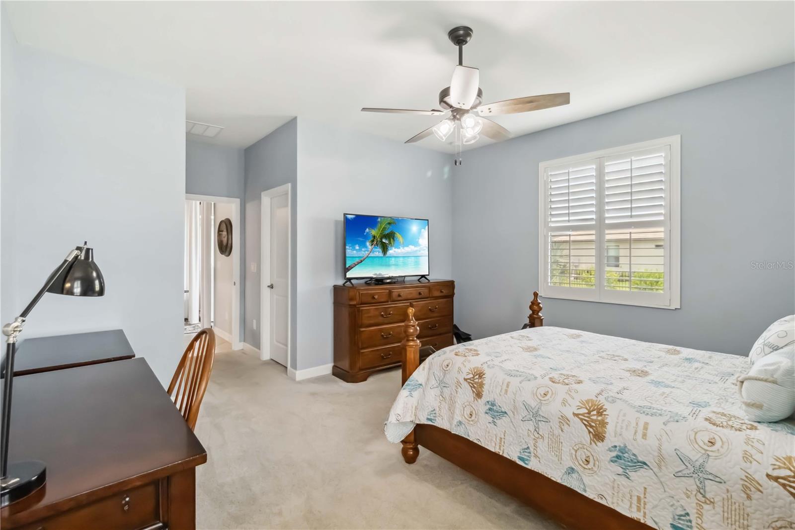 Image 19 of 39 For 5165 Coral Reef Way