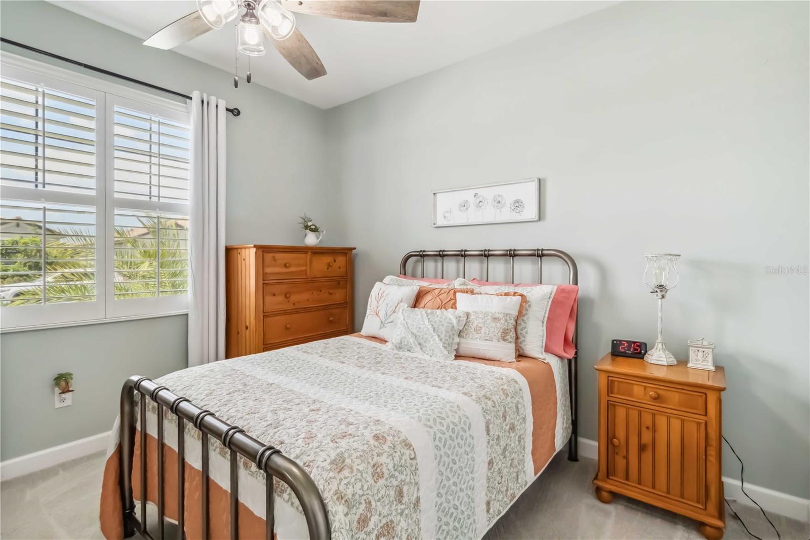 Image 31 of 39 For 5165 Coral Reef Way