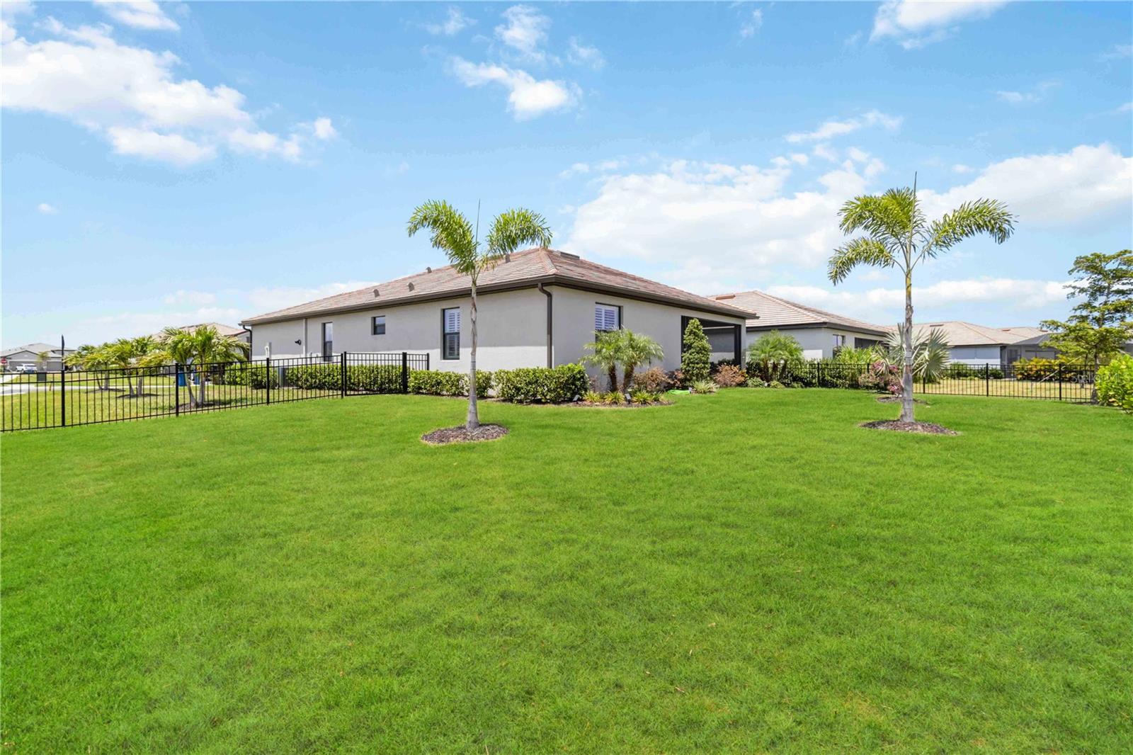 Image 38 of 39 For 5165 Coral Reef Way