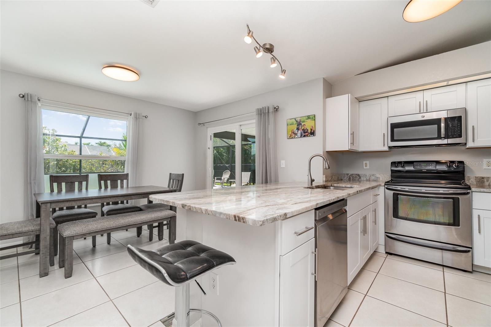 Image 9 of 35 For 844 37th Street