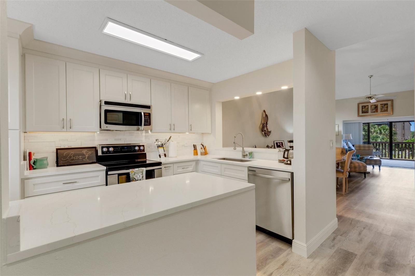 Image 5 of 53 For 5632 Ashton Lake Drive 5632