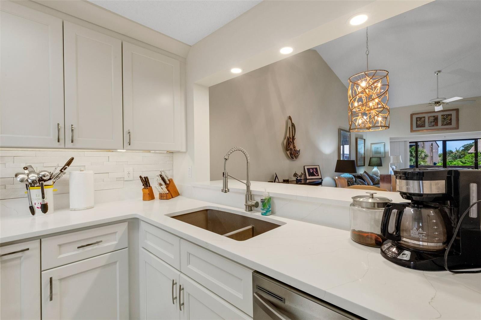 Image 7 of 53 For 5632 Ashton Lake Drive 5632