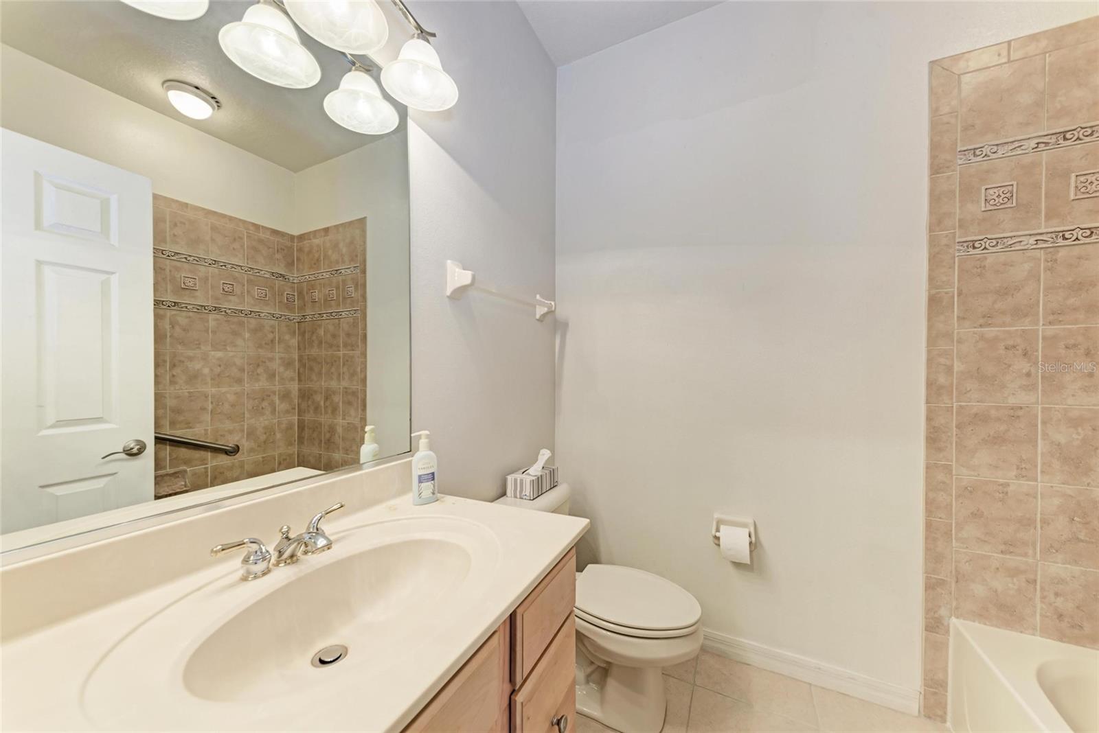 Image 33 of 39 For 4309 Via Piedra Circle 6-103