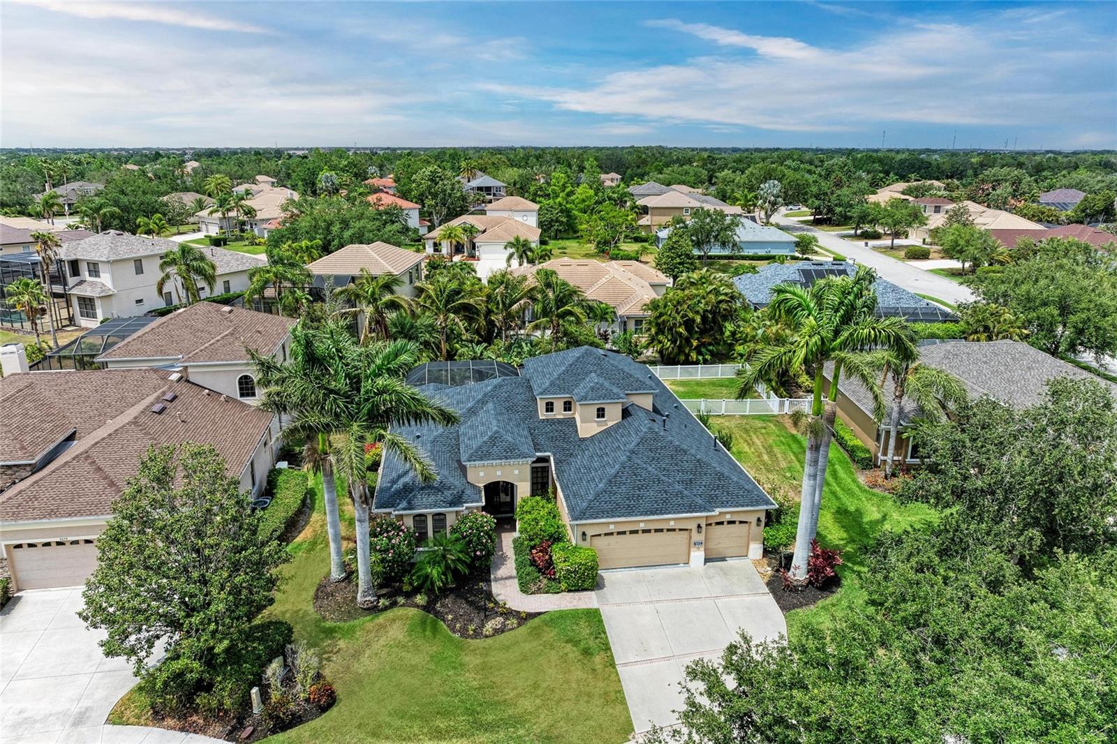 Image 11 of 78 For 6674 Coopers Hawk Court