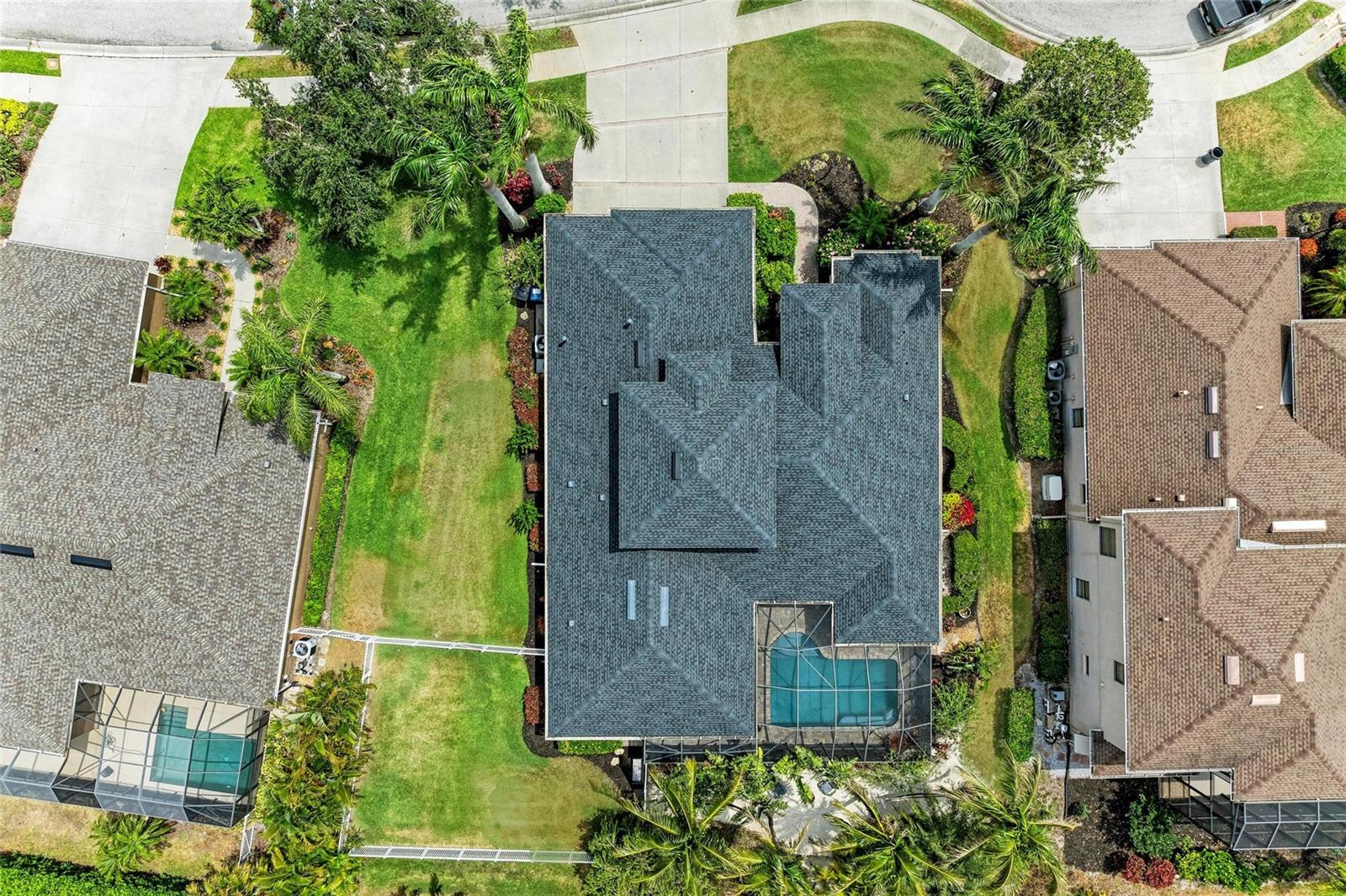 Image 12 of 78 For 6674 Coopers Hawk Court