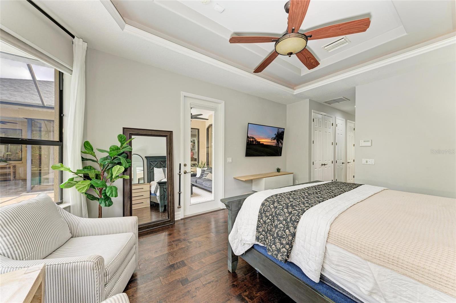 Image 33 of 78 For 6674 Coopers Hawk Court