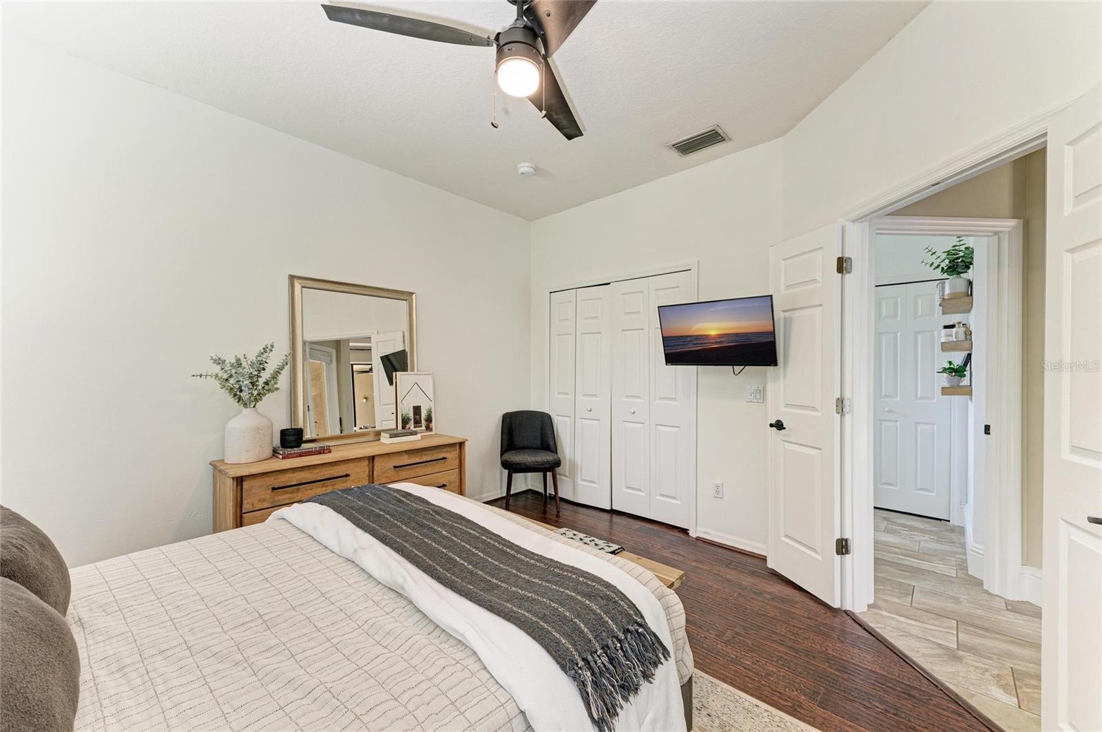 Image 42 of 78 For 6674 Coopers Hawk Court