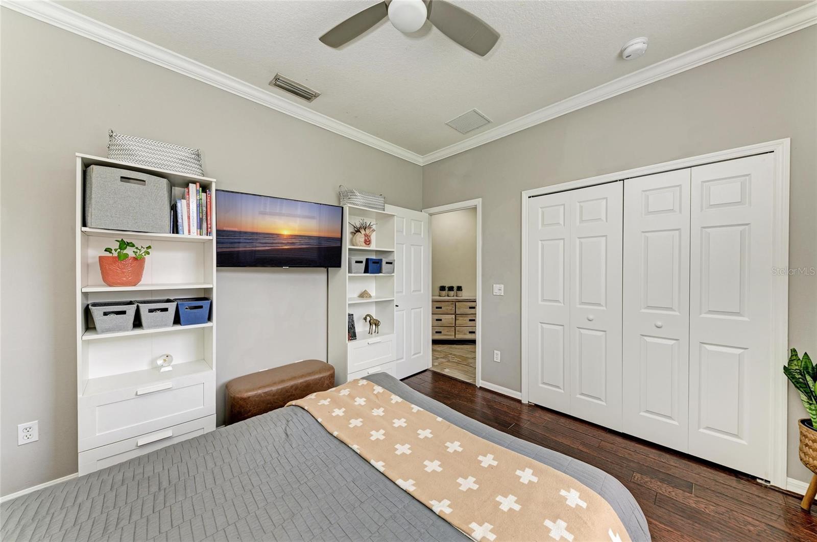 Image 47 of 78 For 6674 Coopers Hawk Court