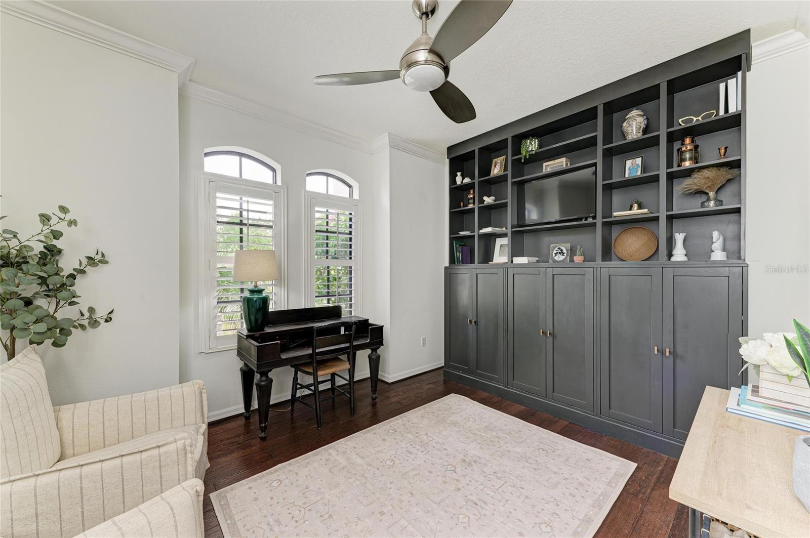 Image 50 of 78 For 6674 Coopers Hawk Court