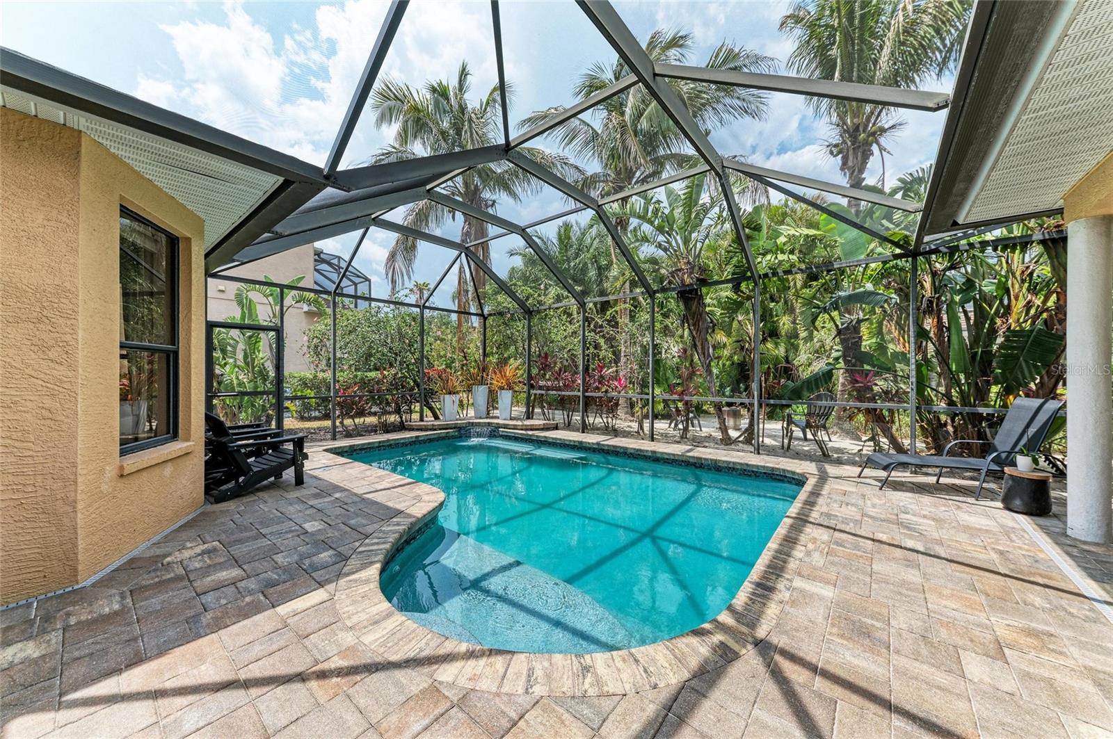 Image 9 of 78 For 6674 Coopers Hawk Court