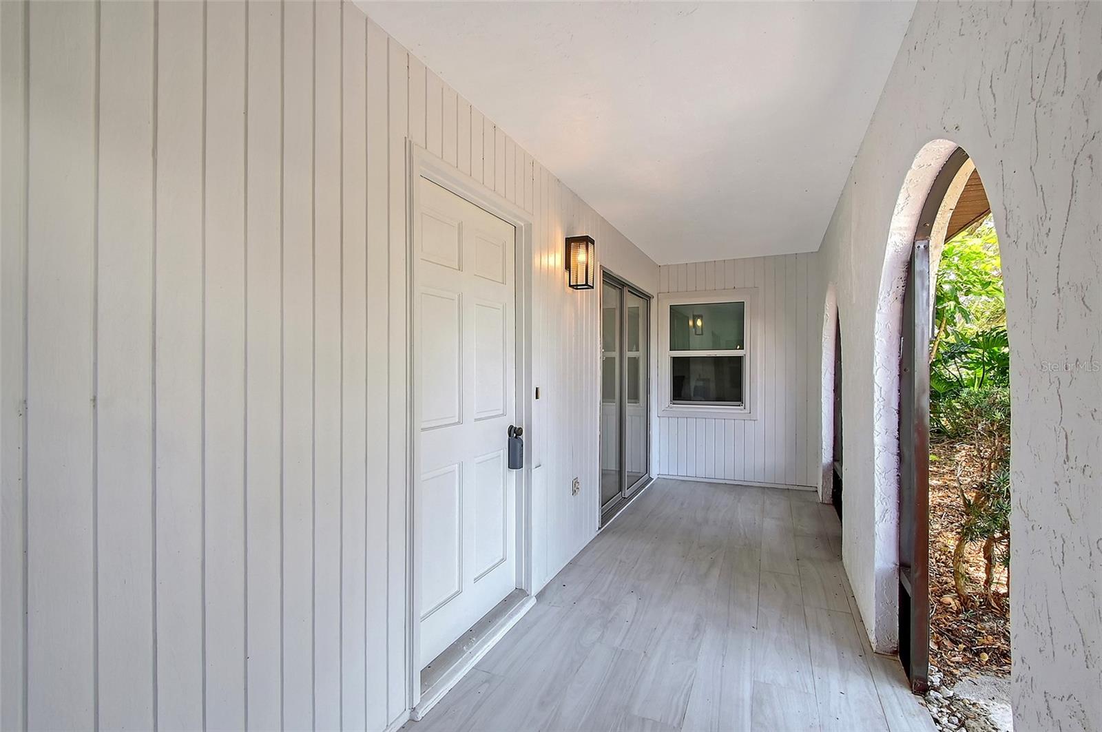 Image 10 of 54 For 415 Courbet Drive 415