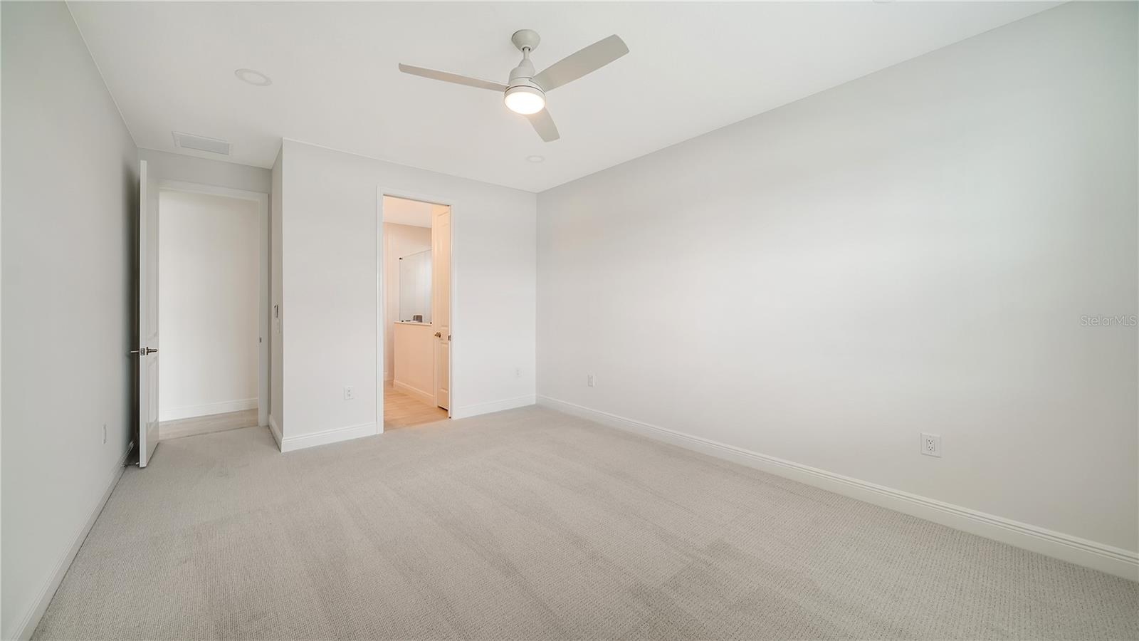 Image 12 of 57 For 8168 Sternway Road