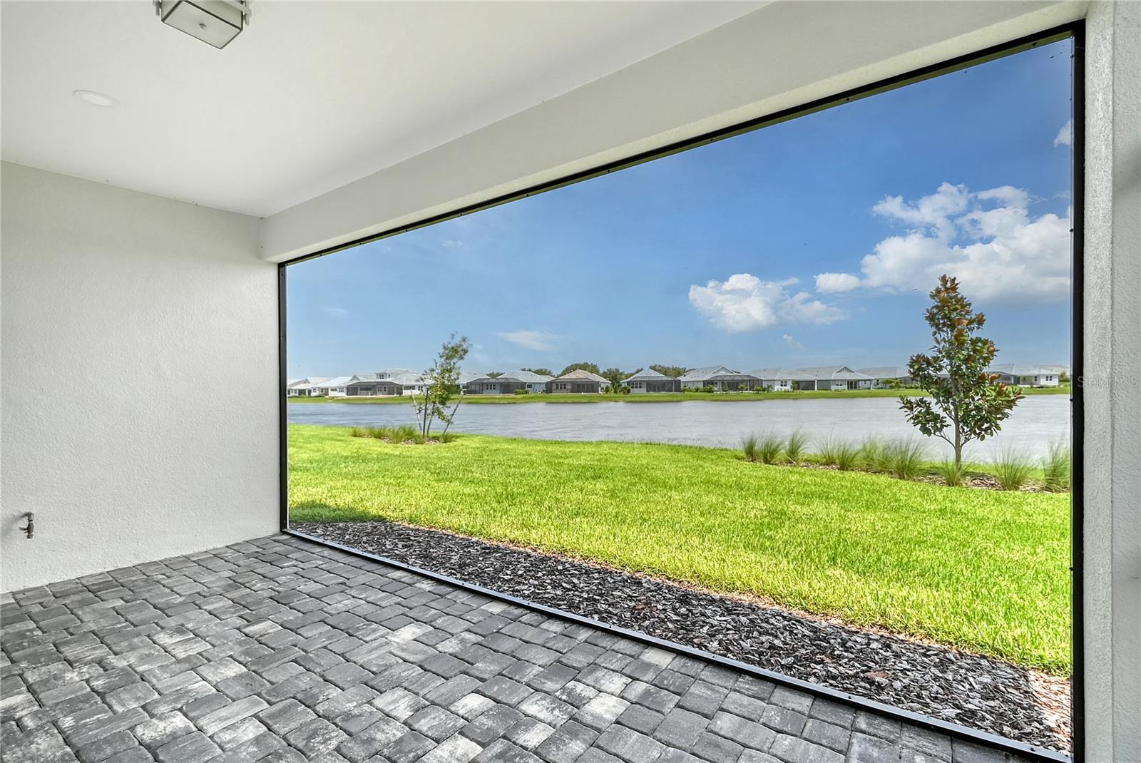 Image 5 of 57 For 8168 Sternway Road